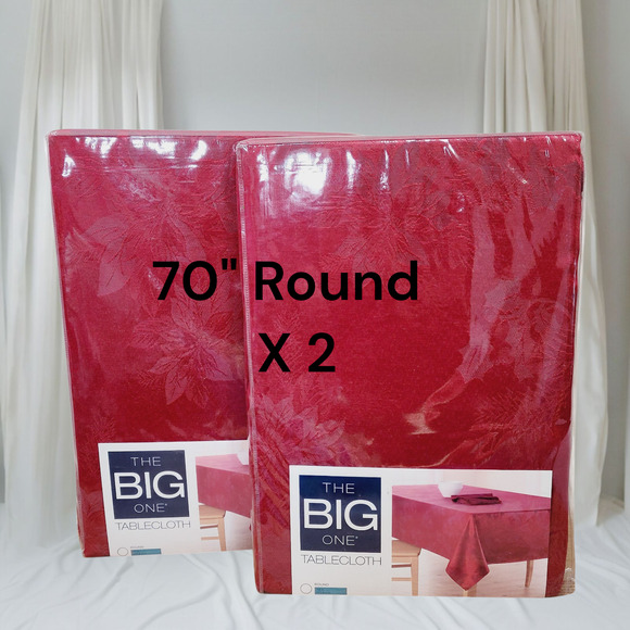 Kohls The Big One Christmas Tablecloths 70" ROUND Lot Red Poinsettias NIP Covers - Picture 1 of 6